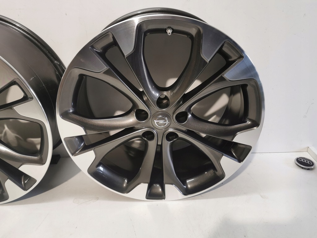 llantas opel insygnia 8.5"x20" 5x120 et 41
