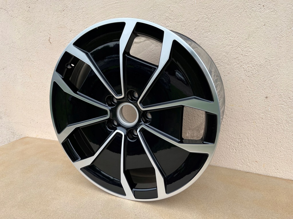 llanta delaentera porsche taycan 9j1 9j x20 idealna