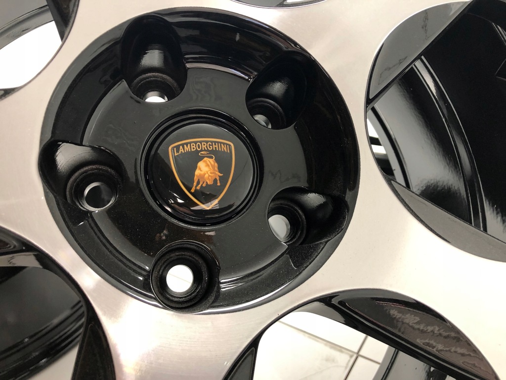 llantas 19 lamborghini audi rs4 rs6 8.5 et42 oem