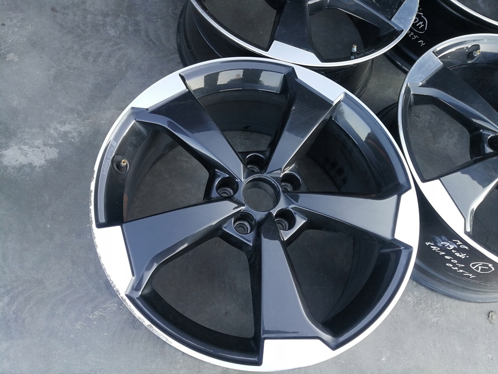 llantas de aluminio audi q2 19  pulgadas 81a601025m et 45