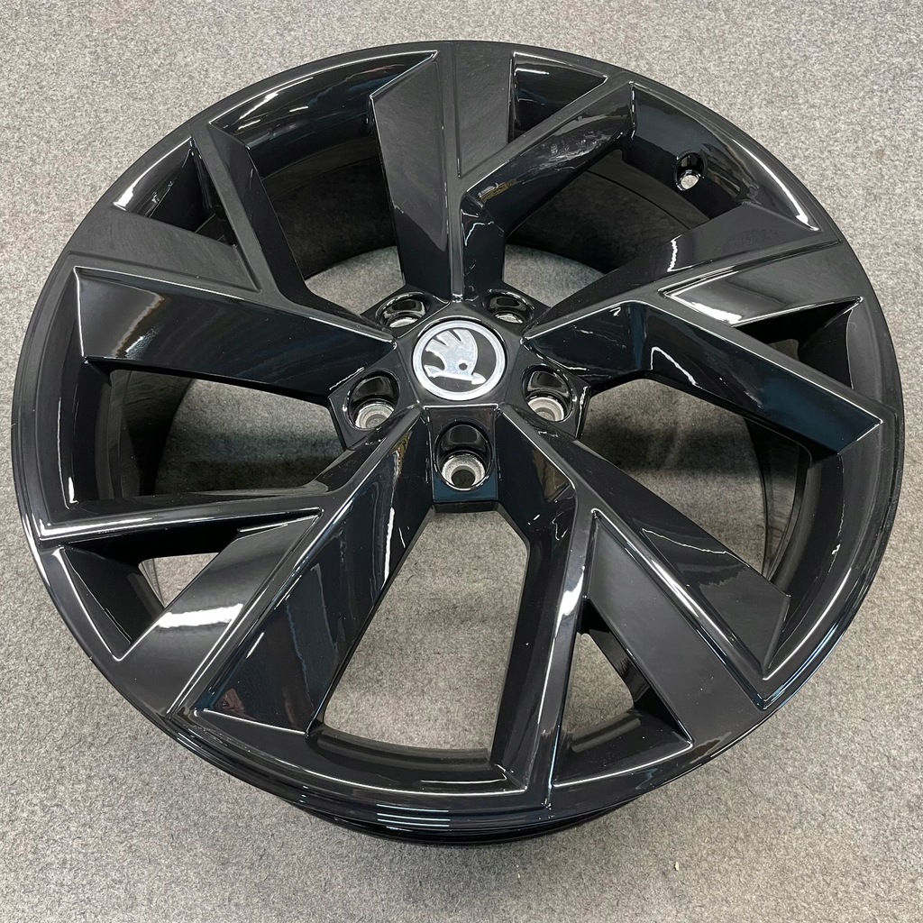 lote llantas skoda kodiaq karoq 19 565 19”