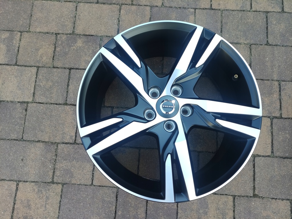 volvo xc40 llantas  llanta de aluminio 18 r-design 7,5j et50,5