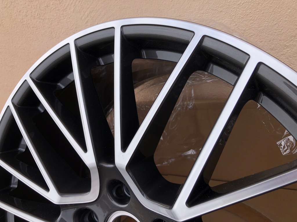 llanta porsche cayenne 9y0 delaentera idealna!!!