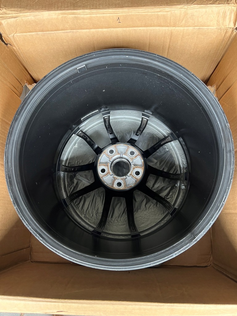 corvette c7 grand sport lub z06 llanta trasera  oem