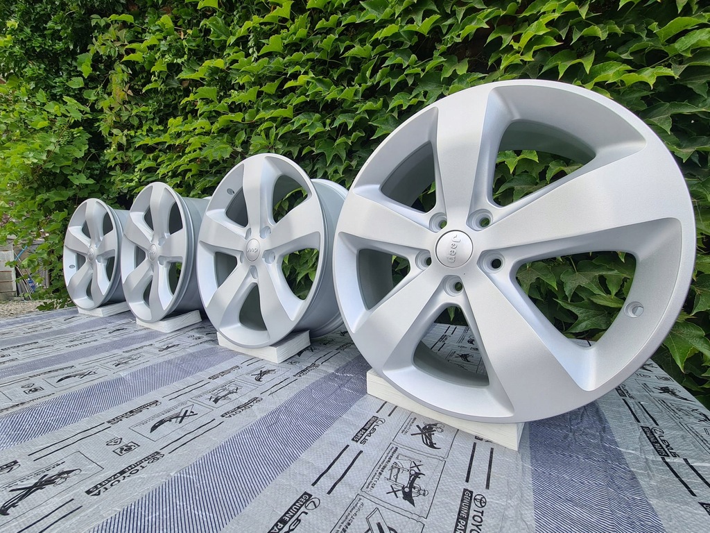 llantas chrysler pacifica 16- llantas 20 pulgadas 8j 5x127