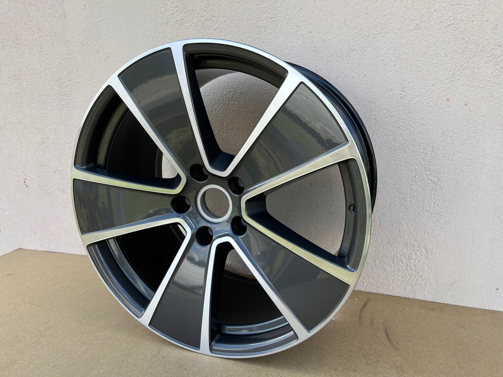 llanta porsche cayenne e3 9y0 11j. idealna