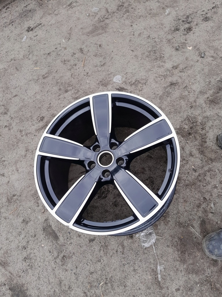 llanta porsche cayenne coupe 9y3 11,5j 22 trasera  oryg