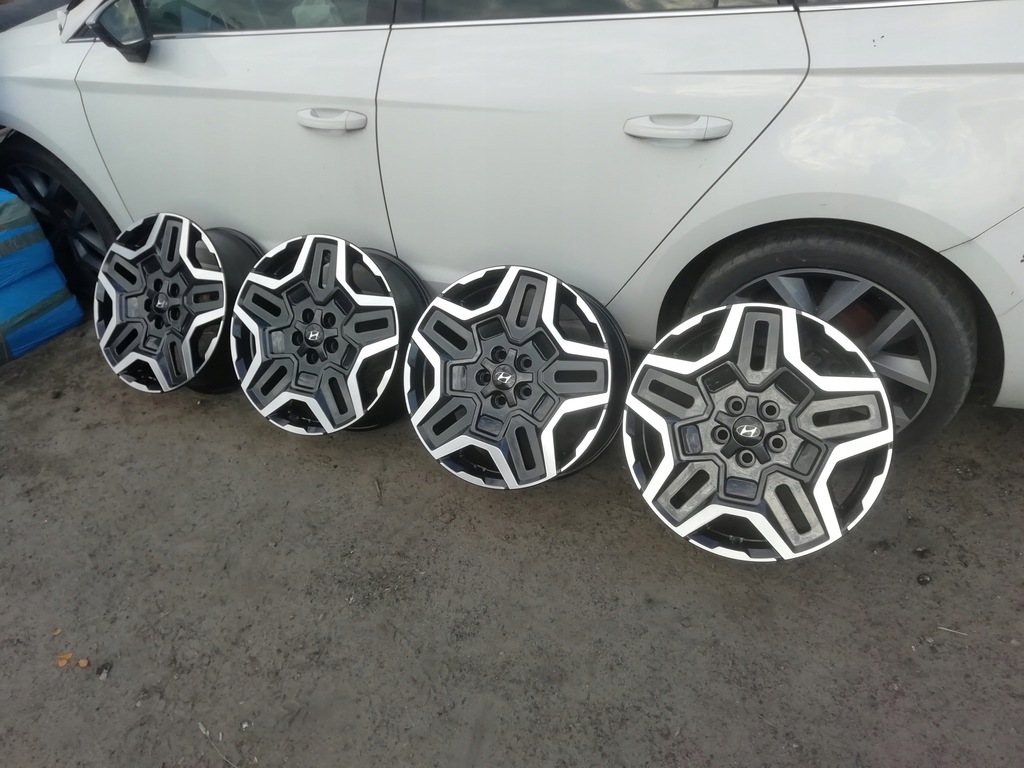 llantas hyundai santa fe 4 7.5j 19 52910-s1710 n m
