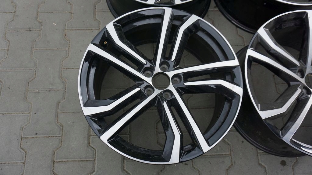 volvo s60 v60 s90 v90 xc40 xc60 xc90 - llantas 20