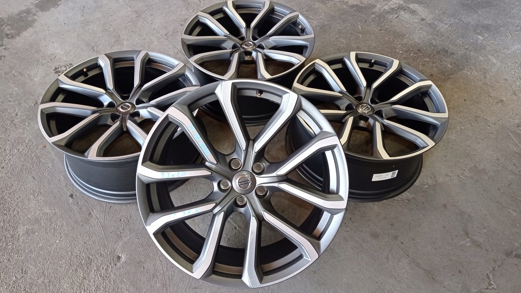 llantas de aluminio  9jx20 et38,5 31381202 volvo