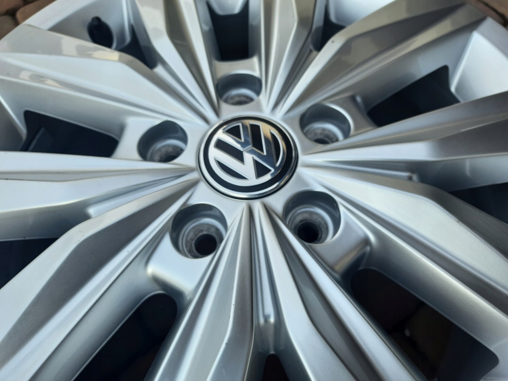 llantas de aluminio  vw t6, multivan,17',2n0 601 025 a