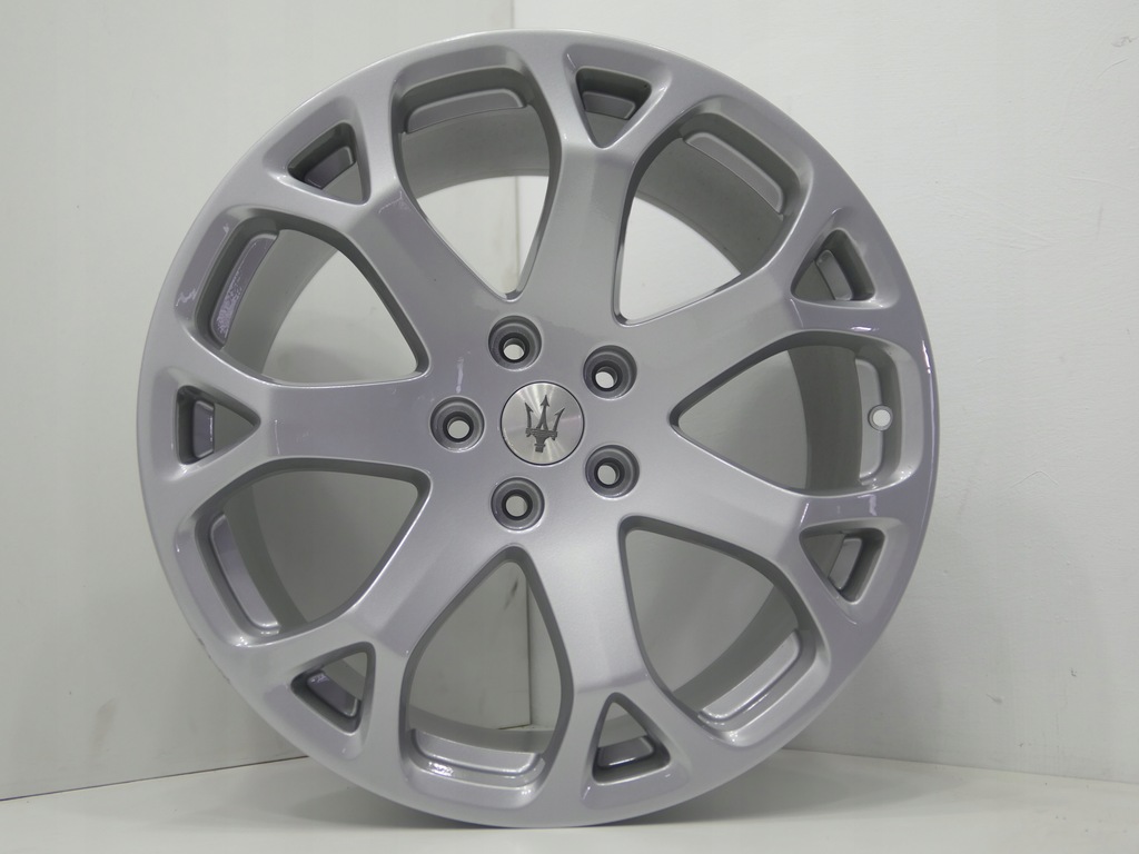 llantas  llanta de aluminio 19 maserati gt quattroporte v 04-