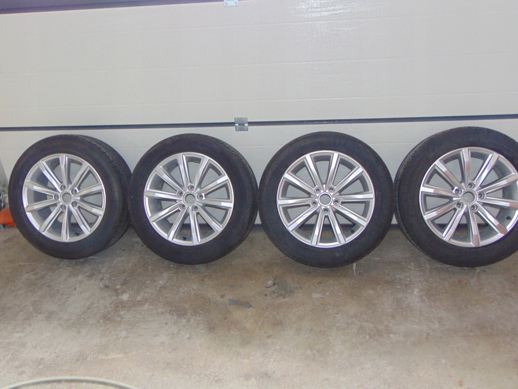 passat b8 ruedas llantas neumaticos 215/55r17 3g0601025d no