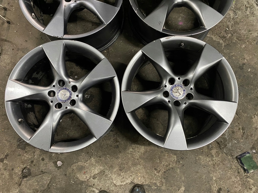 237 mercedes w218 llantas de aluminio  19'' 2184010402