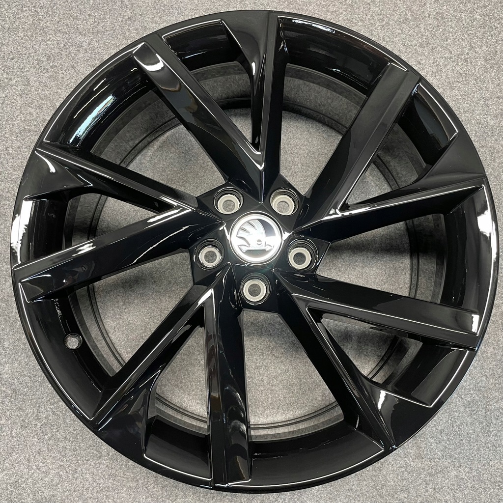 llantas skoda super b iii octavia 3v 3v0 vrs rs 19''
