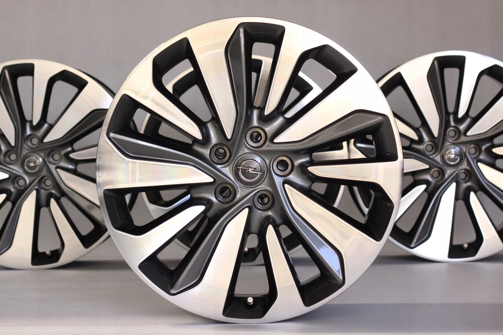 llantas opel insignia b astra gtc 8x19 et36 5x115