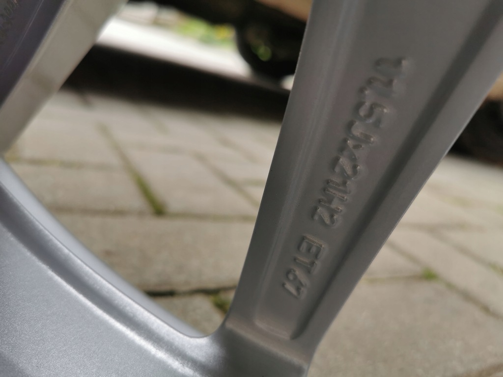 llanta de aluminio porsche 911 oe carrera 4s 992 21