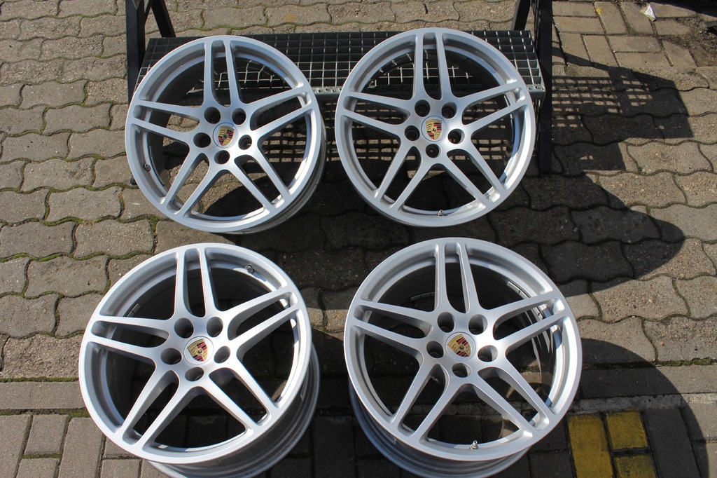 oryg porsche macan 18 pulgadas 5x112 et21 8j 9j tpms