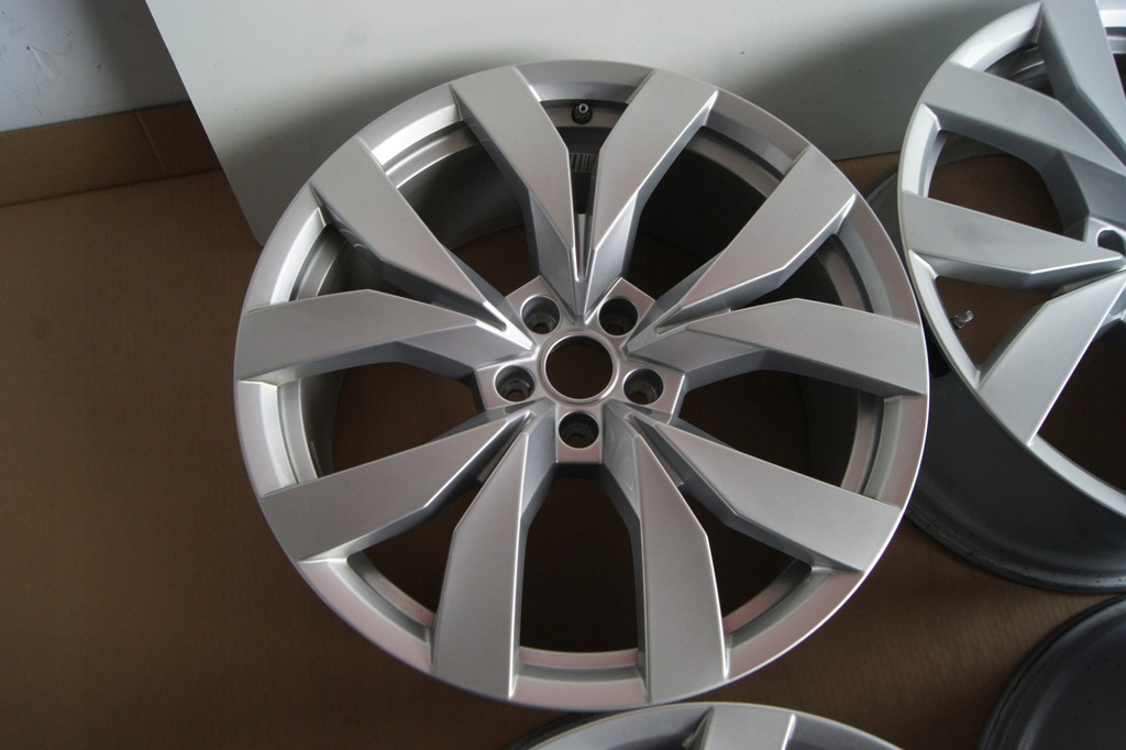 touareg iii 20" llantas de aluminio  760601025c