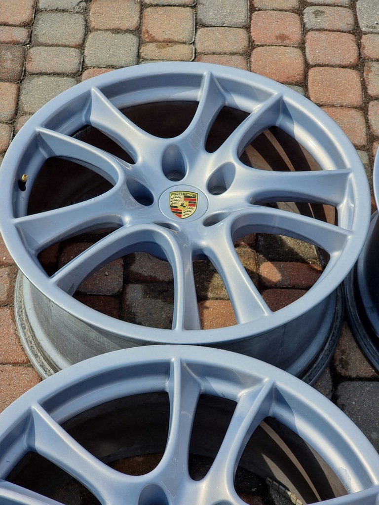llantas porsche cayenne 7l5 21 5x130 et 50