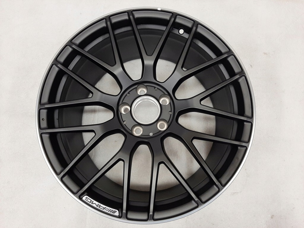 mercedes amg c63 19'' 5x112x66,6 et57 a2054016000
