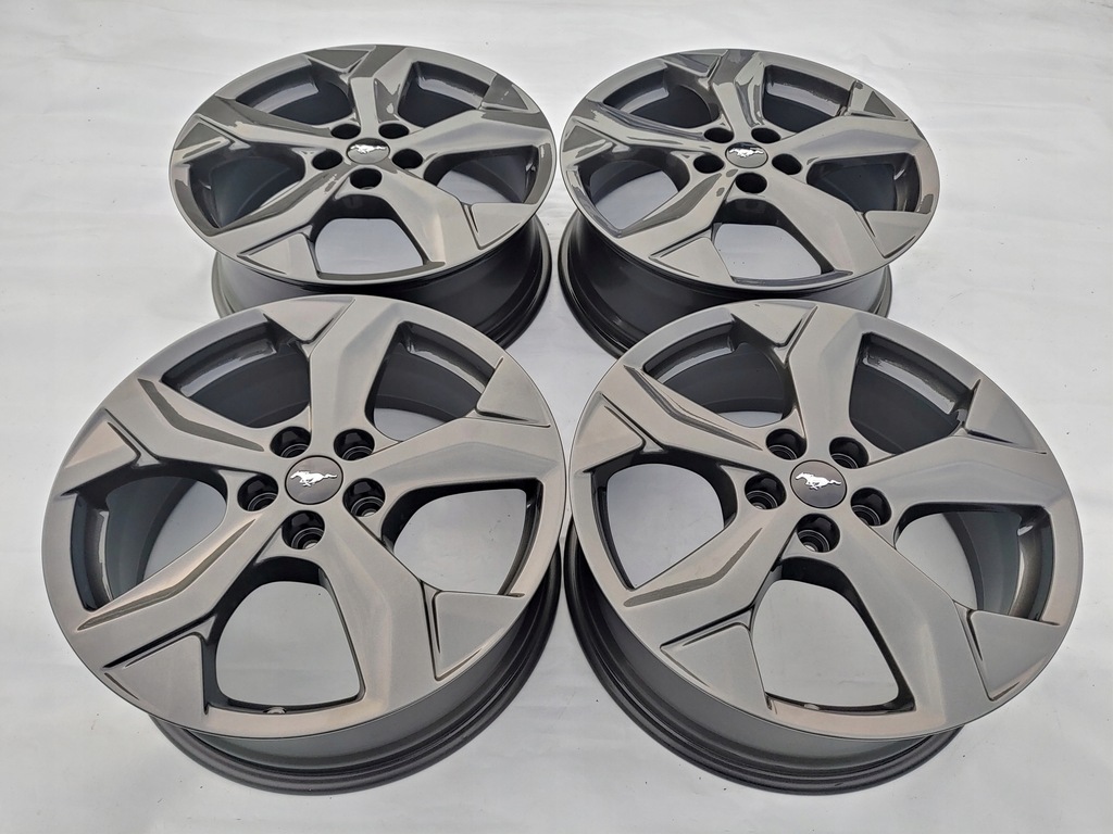 llantas ford mustang mach-e kuga iii puma 18 original