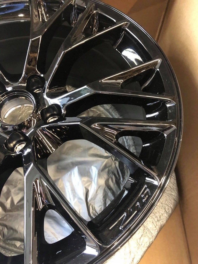 chevrolet corvette c7 z06 2014+ 14+ llanta delaentera