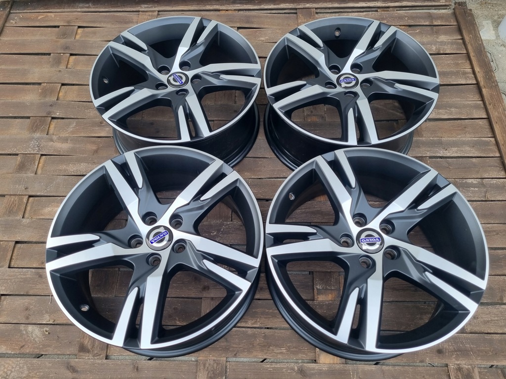 volvo xc40 llantas  llanta de aluminio 18 r-design 7,5j et50,5