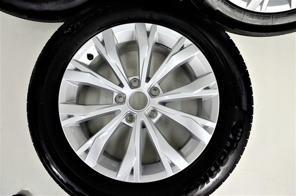 vw tiguan llantas 17" 5nn601025 neumaticos hankook