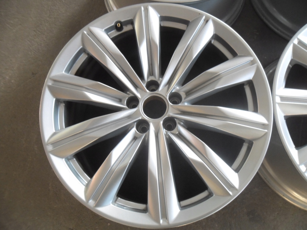 audi a8 s8 d4 4h a6 a7 d5 llantas alumniowe 20 et37