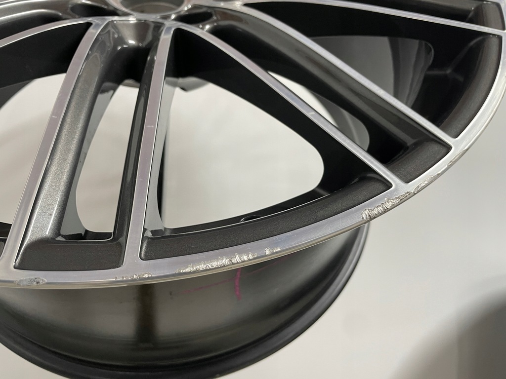 llanta porsche cayenne 9y3 11,5jx22 tyl 9y3601025aj