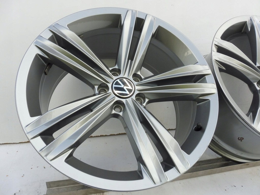 llantas vw tiguan r-line 5na601025e