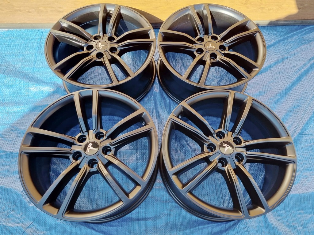 llantas tesla model s 8x19 et40 5x120 6007214-00-d