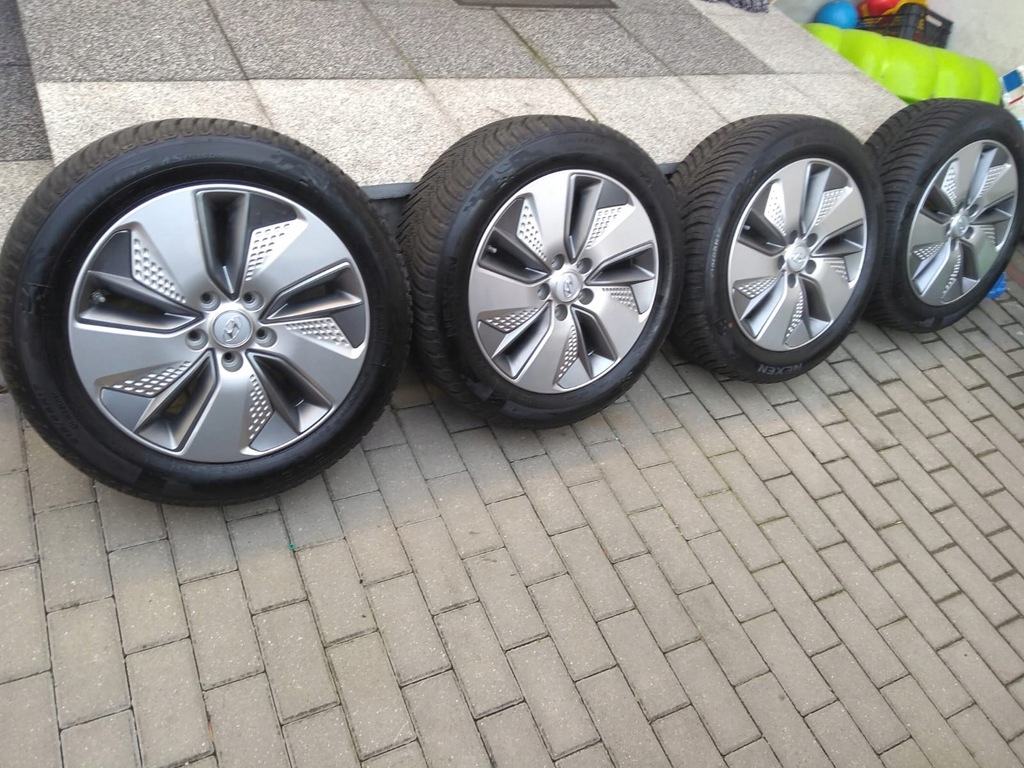 llantas de aluminio  hyunday kona electric 17 5x114.3