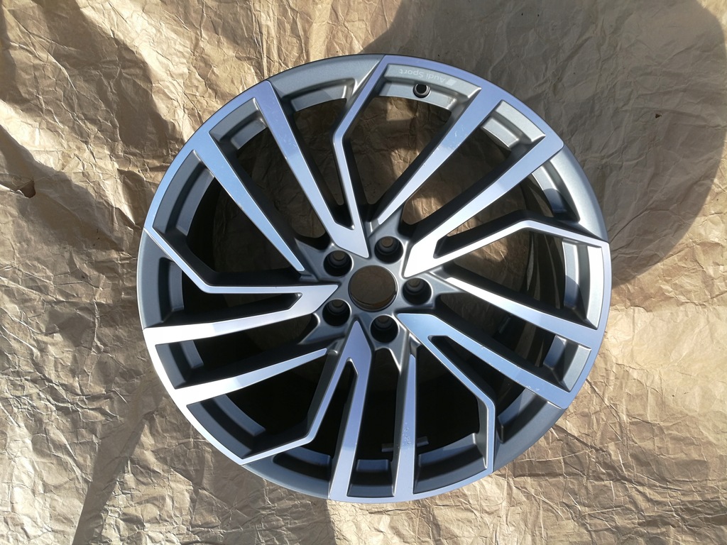 llanta audi rs4 rs5 8w0601025fe 9x20 et22
