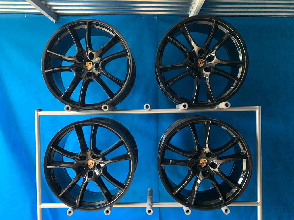 llantas  llanta de aluminio wsp 23'' 5x130 et47 cayenne q7 urus