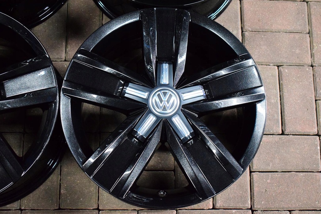 vw 17'' transporter t5 t6 caravelle 7e0 como nuevos!