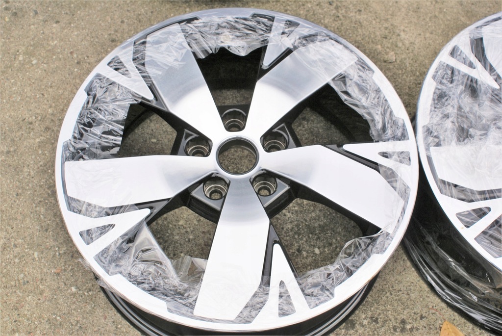 llantas de aluminio subaru forester v 18" lote