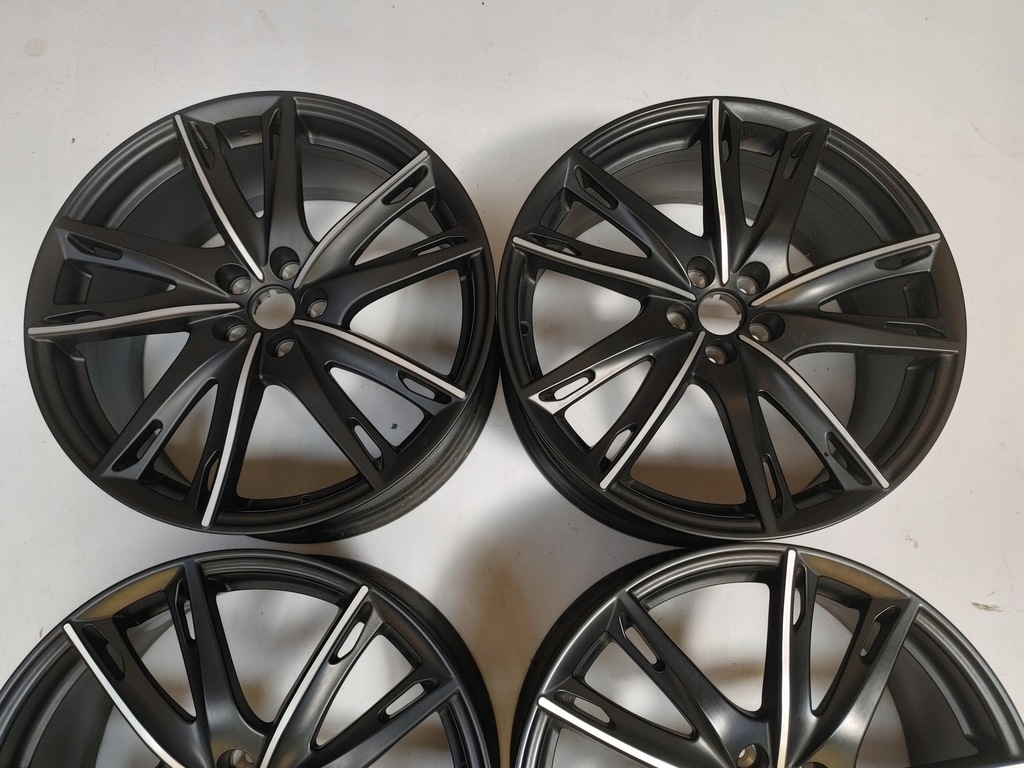 llantas  llanta de aluminio alfa romeo gulietta 8x18et44 5x110