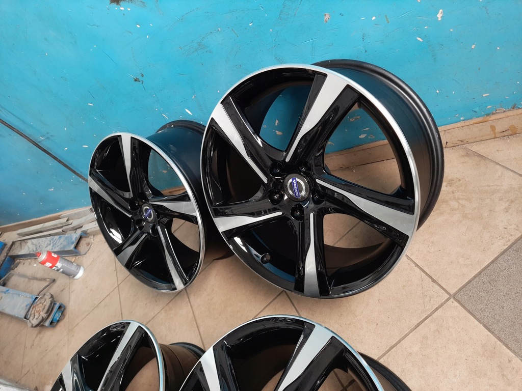 volvo s60 s80 v60 v70 xc60 xc70 v40 c30 8x18 et55