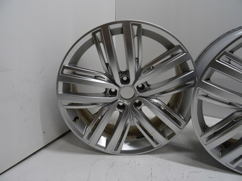 vw tiguan ii llantas de aluminio  7jx 19h2 5na601025n