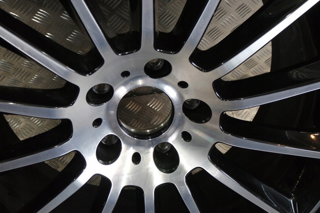 rueda repuesto mercedes w463/4