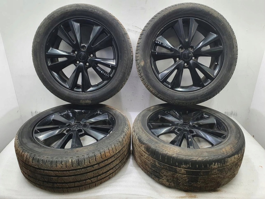 llantas jeep 20x8j 5x127mm et56.4 68089126aa