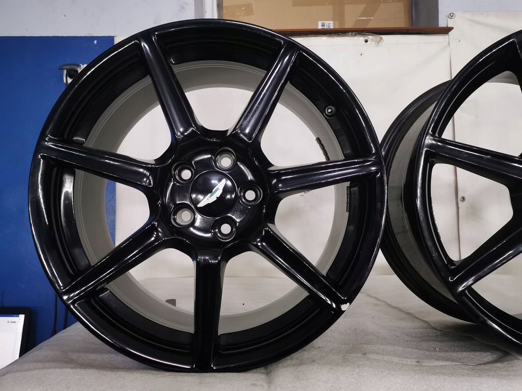 llantas 19 5x114,3 aston martin db9 vantage