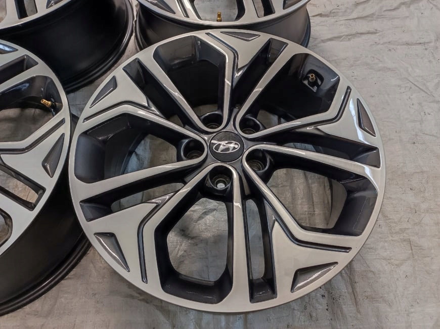 llantas 19  pulgadas hyundai santa fe tucson original