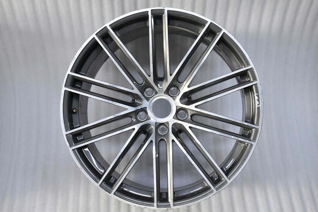 llanta porsche cayenne 11,5x22 et52 9y3.601.025.aj