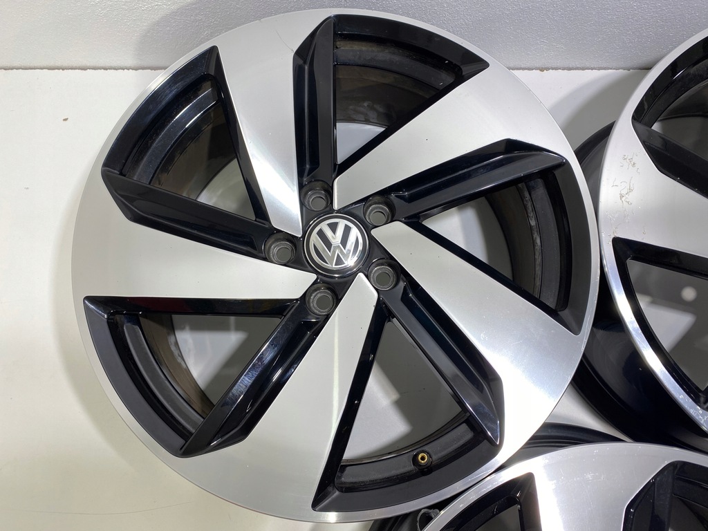 llantas 18 golf vii gti gtd 7,5x16 et49 5g0601025cn