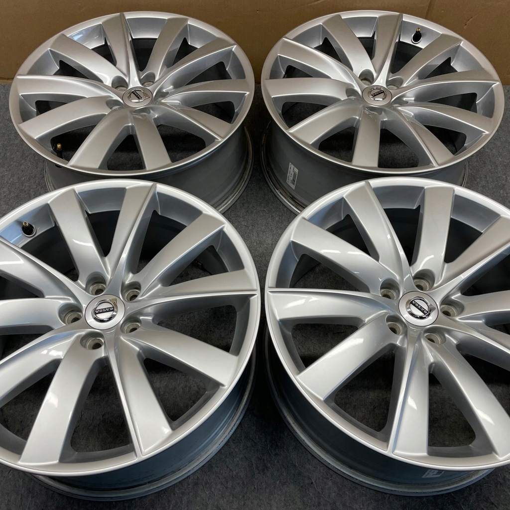 lote llantas volvo xc60 xc90 19” 31362276 19