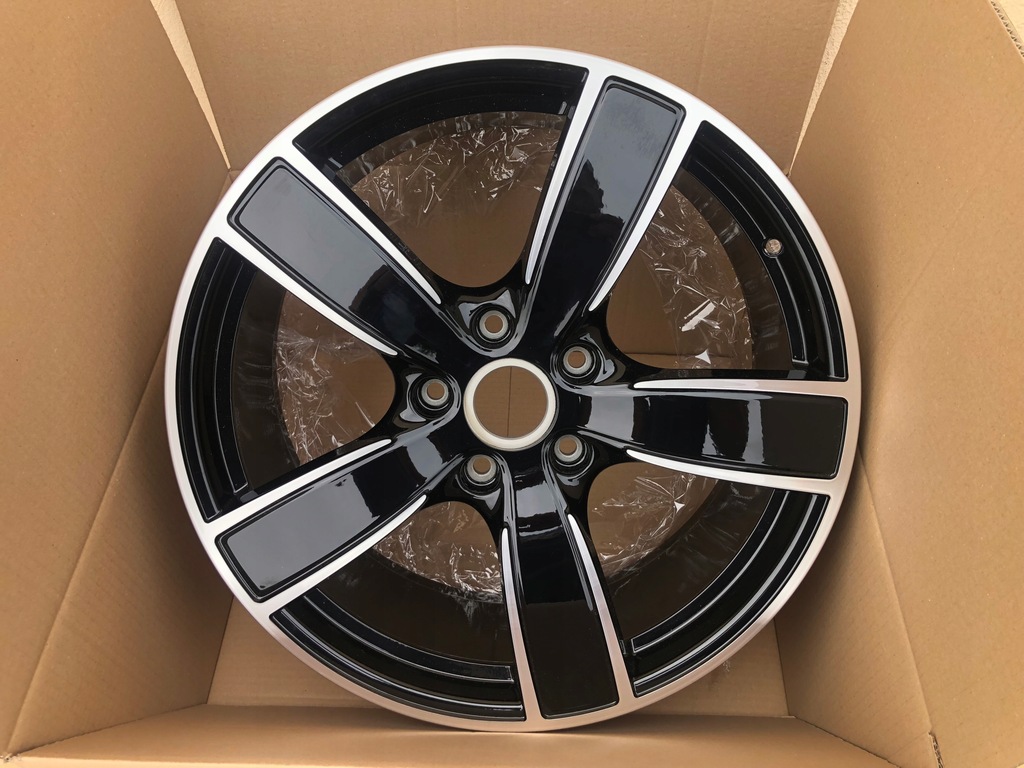 llanta delaentera porsche boxter cayman 982 718