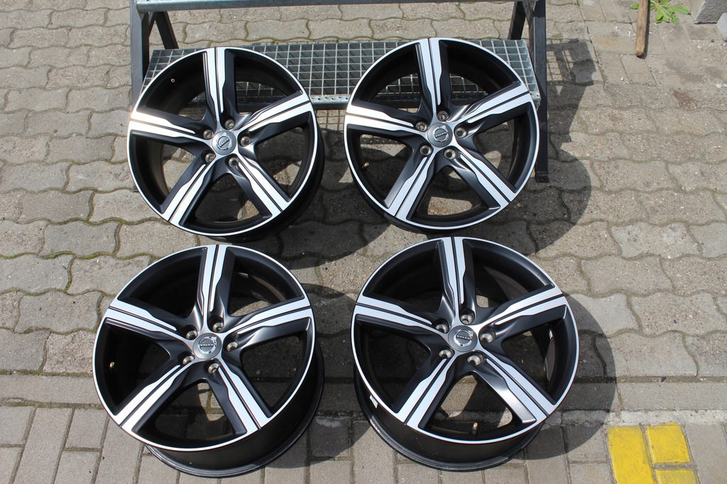 oryg volvo 18 pulgadas 5x108 et42 8j xc40 xc60